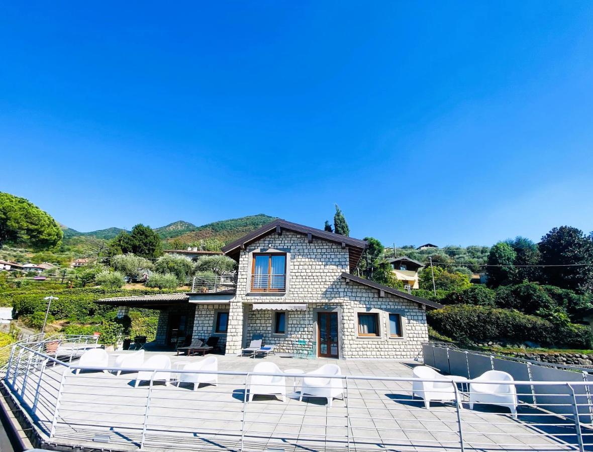 Vela Di Soleville Camere Con E Senza Vista Lago Con Ristorante & Pizzeria Sale Marasino Ngoại thất bức ảnh